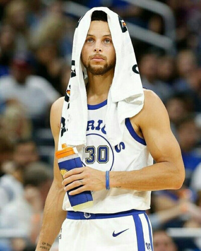 在她的生活 在她的生活